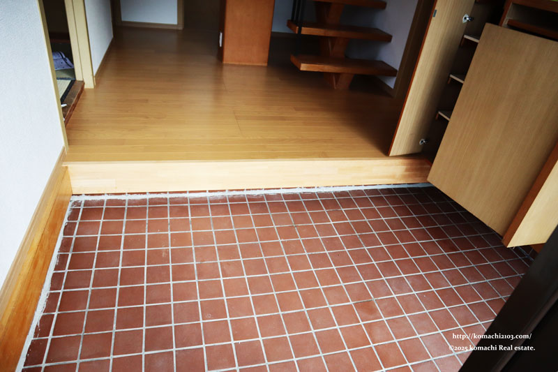 玄関 恵那市貸戸建住宅